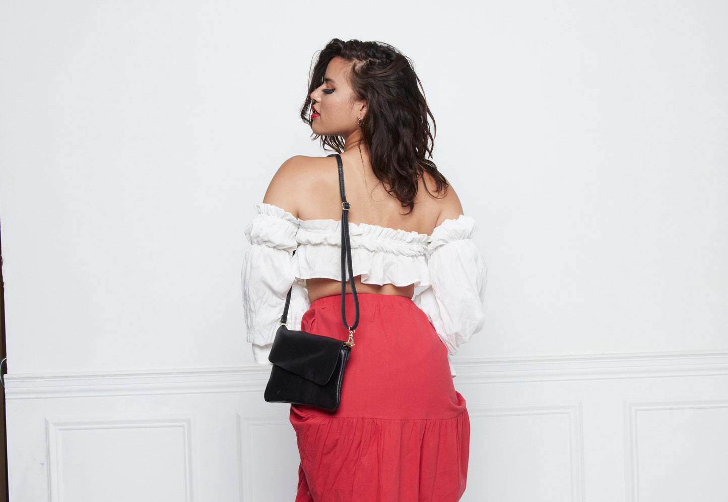 Crossbody Bag - Pebble Leather - Black