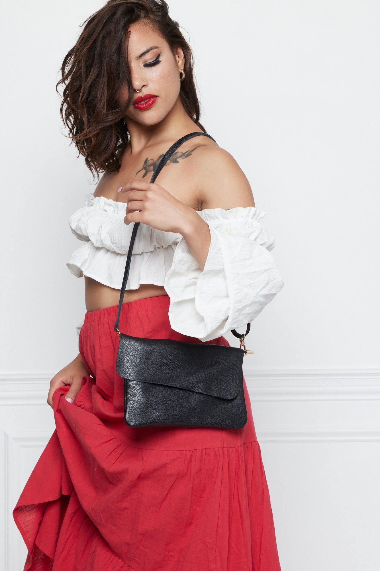 Crossbody Bag - Pebble Leather - Black