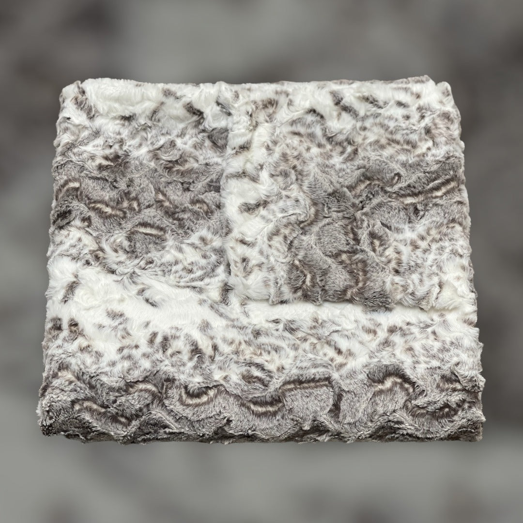 Throw – Rendevous Chocolate & Cream