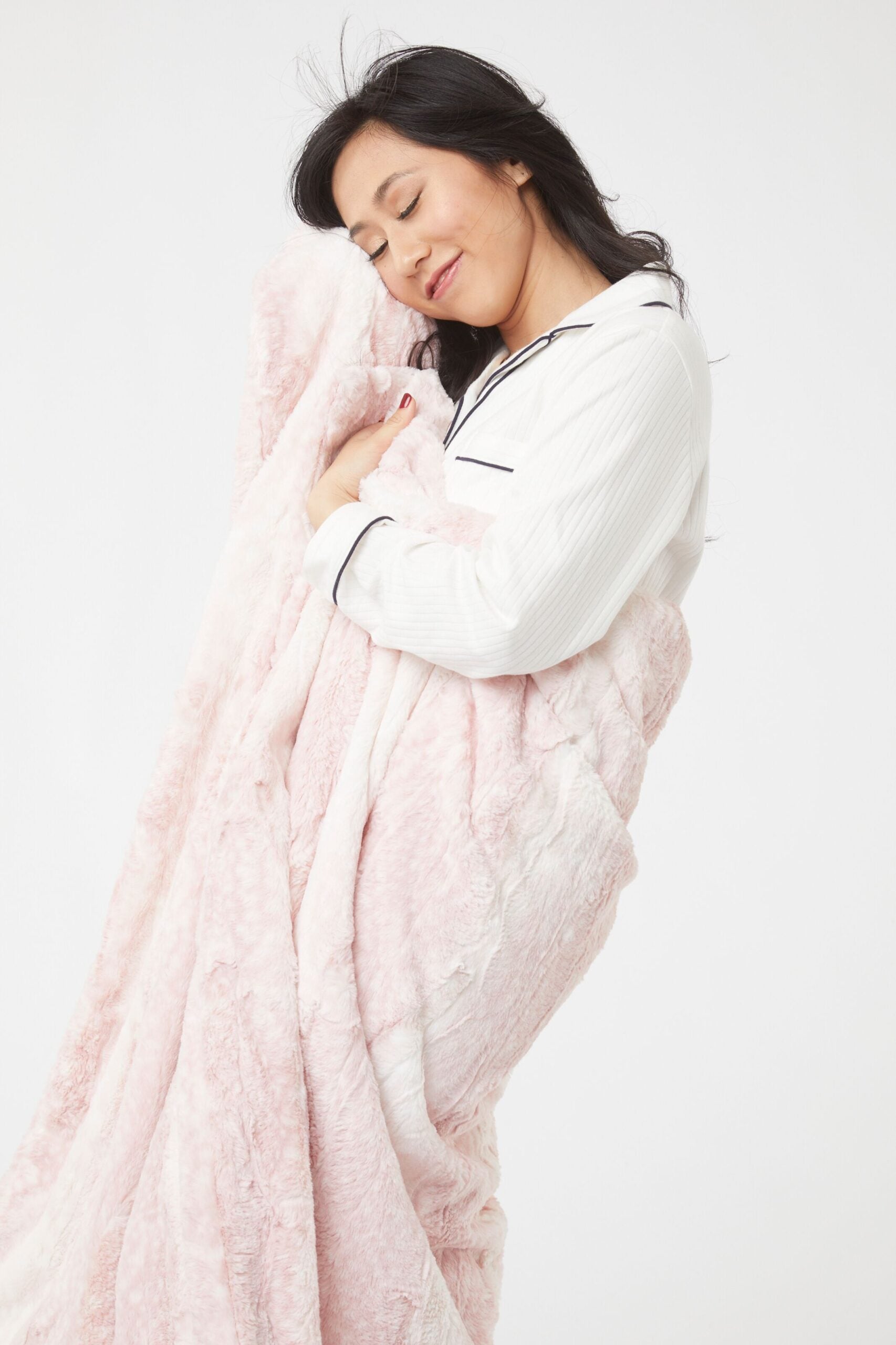 Woman with Laurant Sorbet Pink Throw