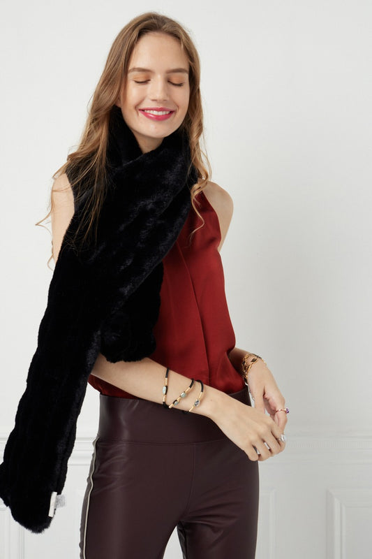 Woman wearing Long Scarf – Florence Chocolate around neck